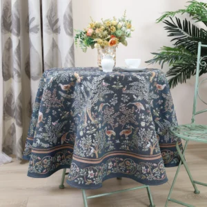 Apvali staltiesė William Morris Rojus žemėje