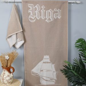 Vonios rankšluostis Rygos burlaivis