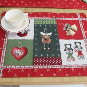 Kalėdinė stalo servetėlė Linksmų Švenčių