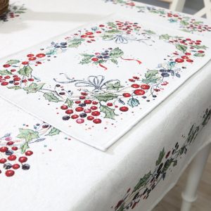 Kalėdinė stalo servetėlė Uogos (blizgi)