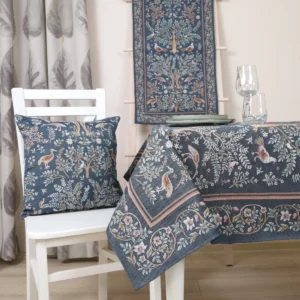 Staltiesė William Morris Rojus žemėje 2