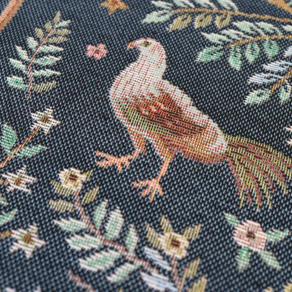 Stalo takelis William Morris Rojus žemėje 2