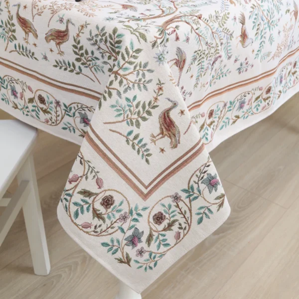 Staltiesė William Morris Rojus žemėje