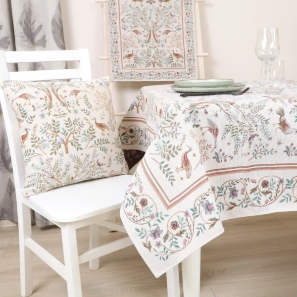 Staltiesė William Morris Rojus žemėje