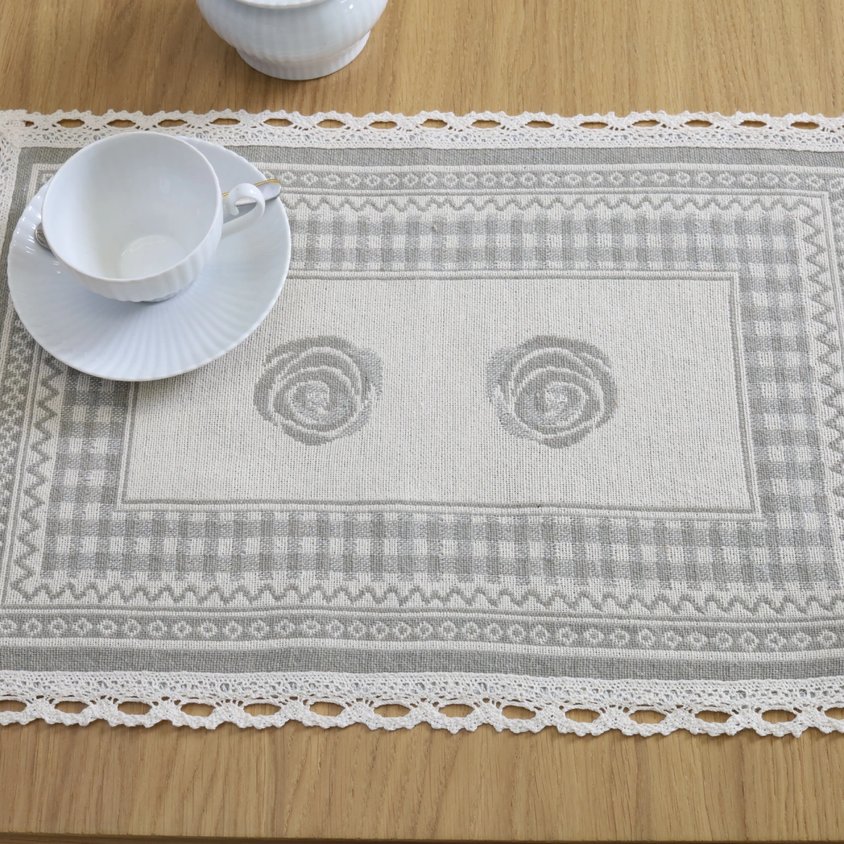 Medvilninių stalo servetėlių rinkinys Rožės