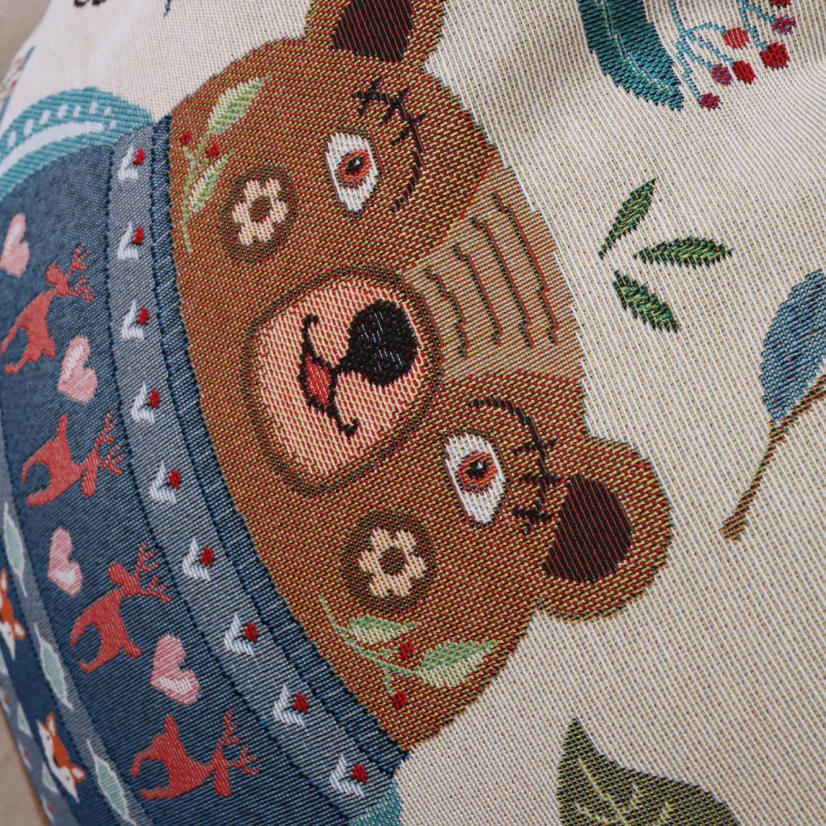 Dvipusis pagalvės užvalkalas Miško draugai - Meškutis