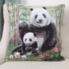 Dvipusis pagalvės užvalkalas Panda su jaunikliu