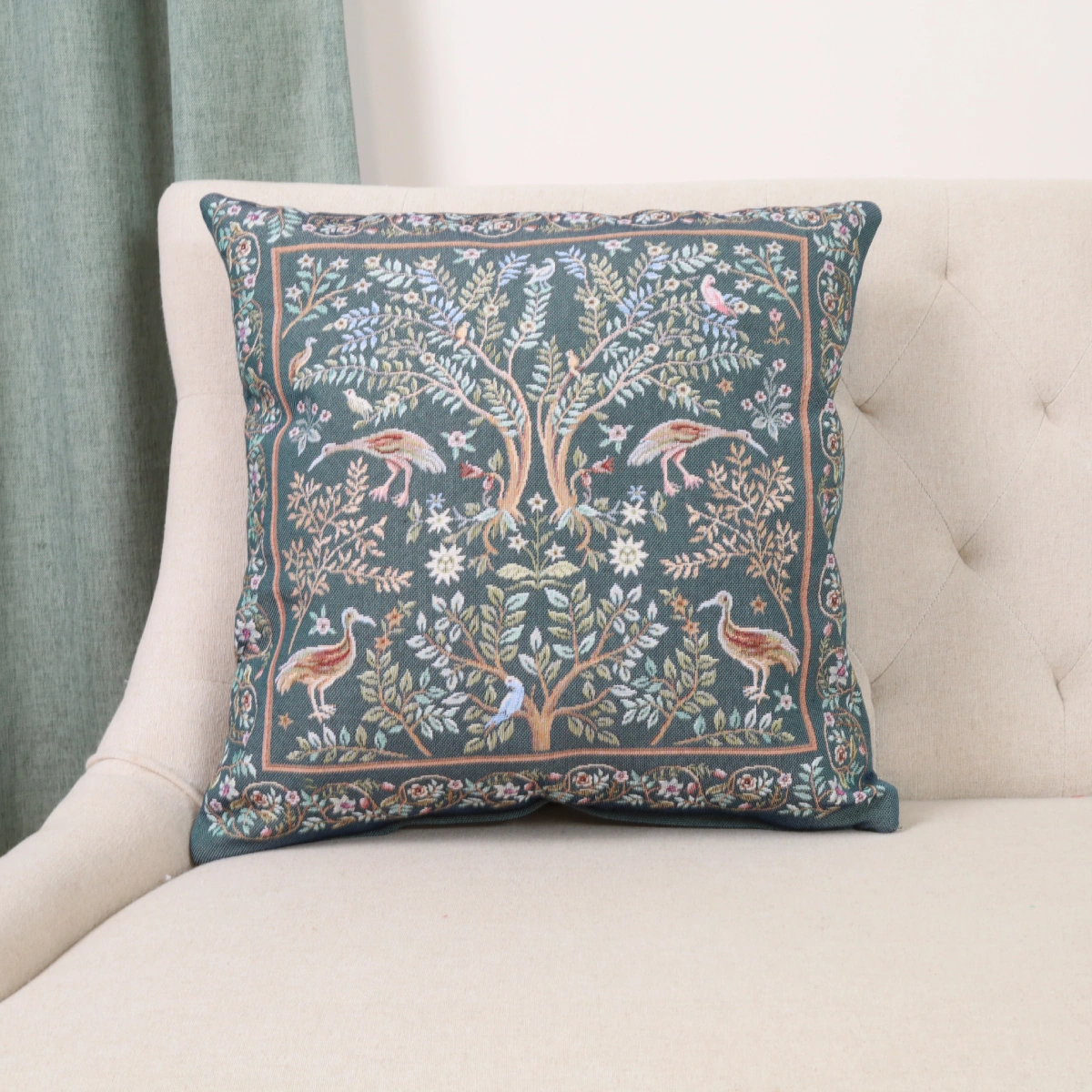 Dvipusis pagalvės užvalkalas William Morris Rojus žemėje (žalia)