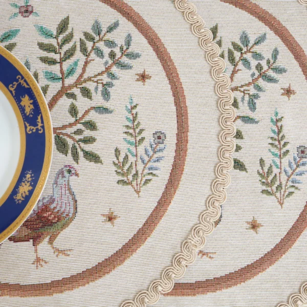 Apvali stalo servetėlė William Morris Rojus žemėje