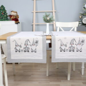 Kalėdinis stalo takelis Nykštukų draugystė