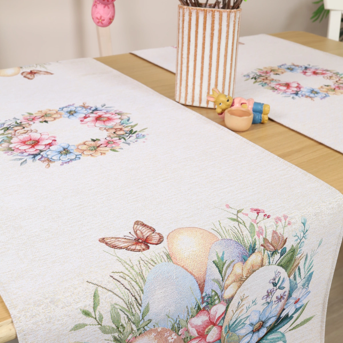 Gobeleninis stalo takelis Velykų margučiai