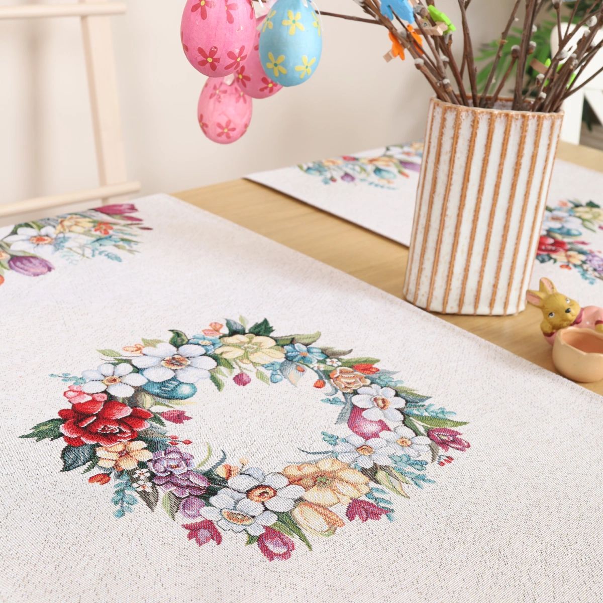 Gobeleninis stalo takelis Pavasario margučiai