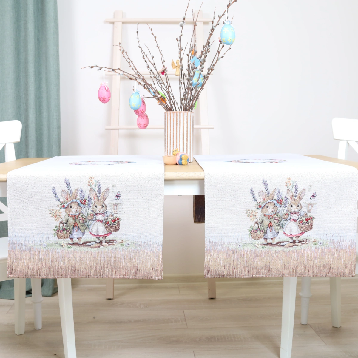 Gobeleninis stalo takelis Velykų istorija