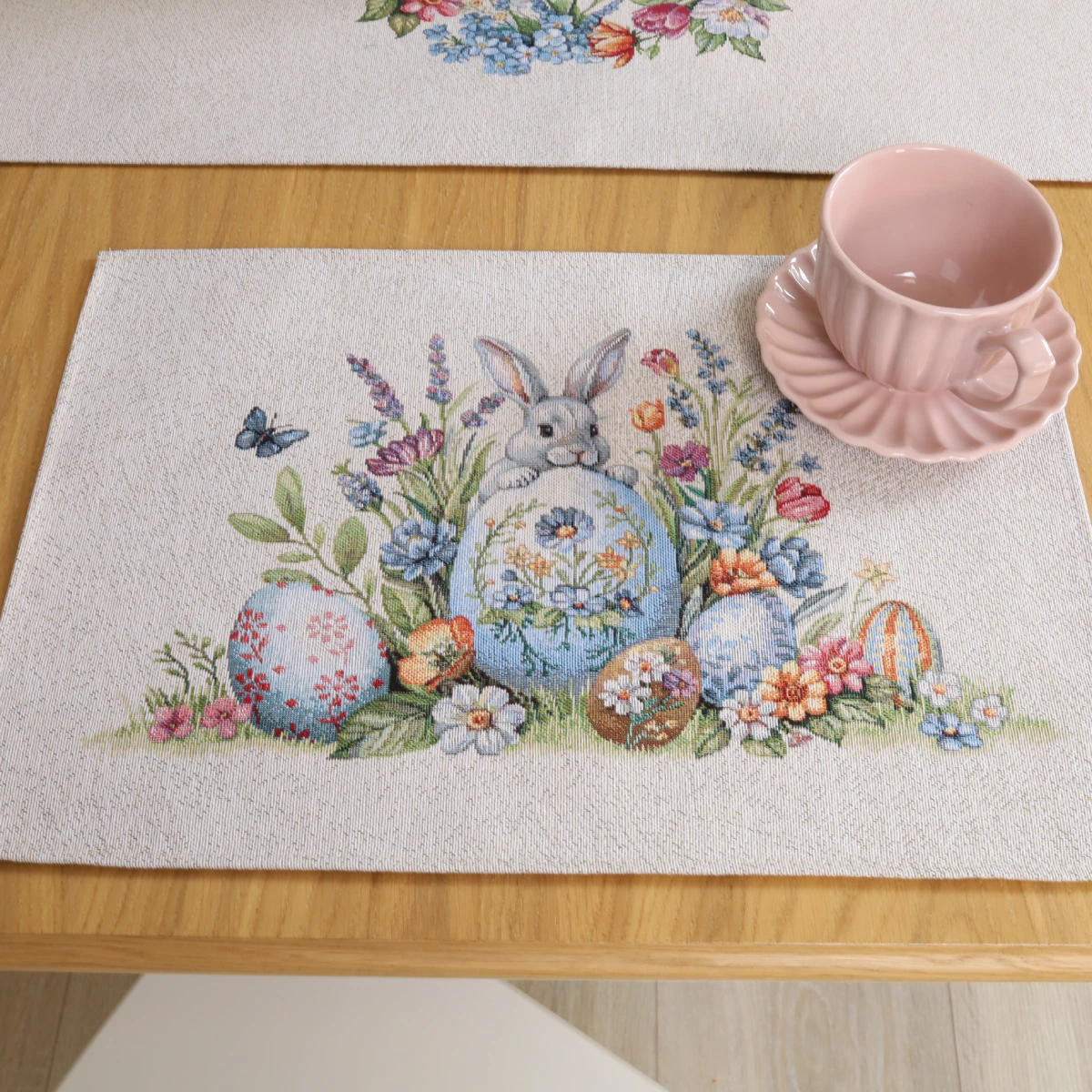 Stalo servetėlė Velykų pasaka