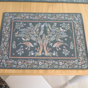 Stalo servetėlė William Morris Rojus žemėje (žalia)