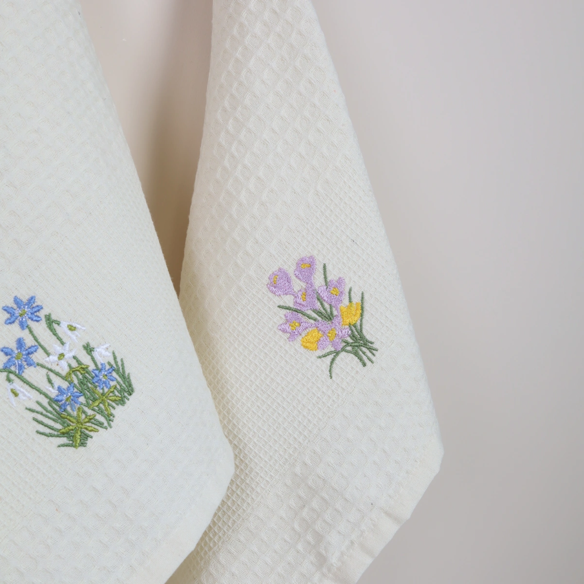 Virtuvinių rankšluosčių rinkinys Pavasario gėlės