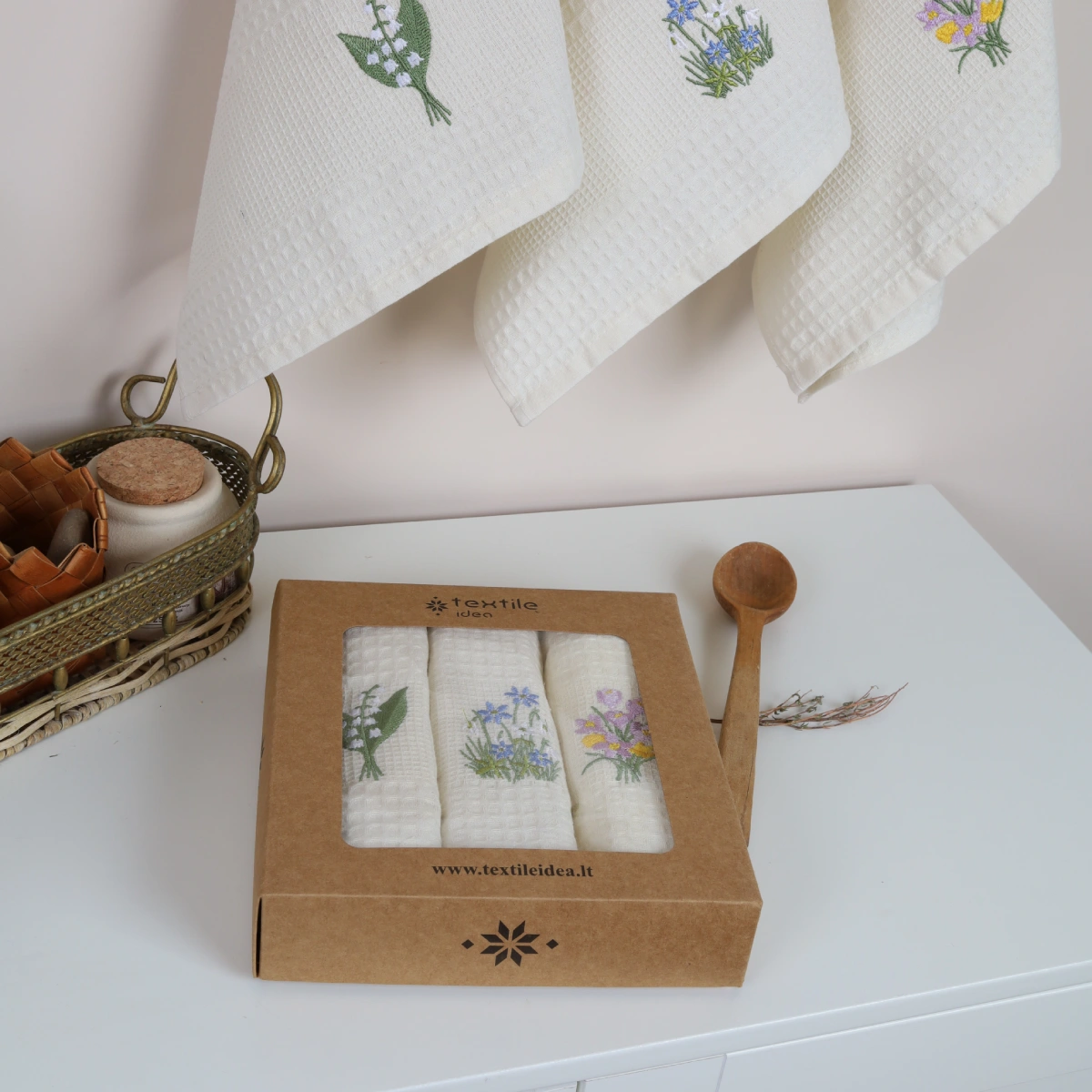 Virtuvinių rankšluosčių rinkinys Pavasario gėlės