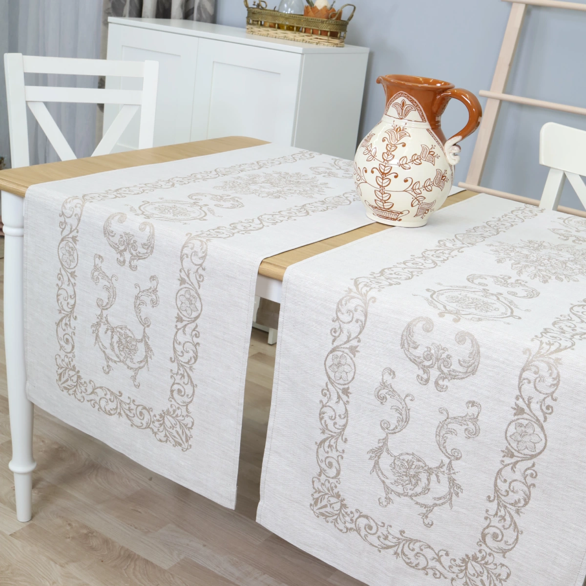 Lininis stalo takelis Ornamentika